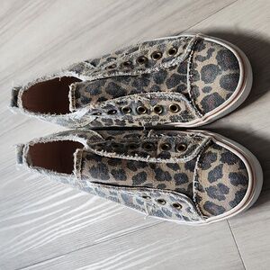 Outwooda cheetah print sneakers